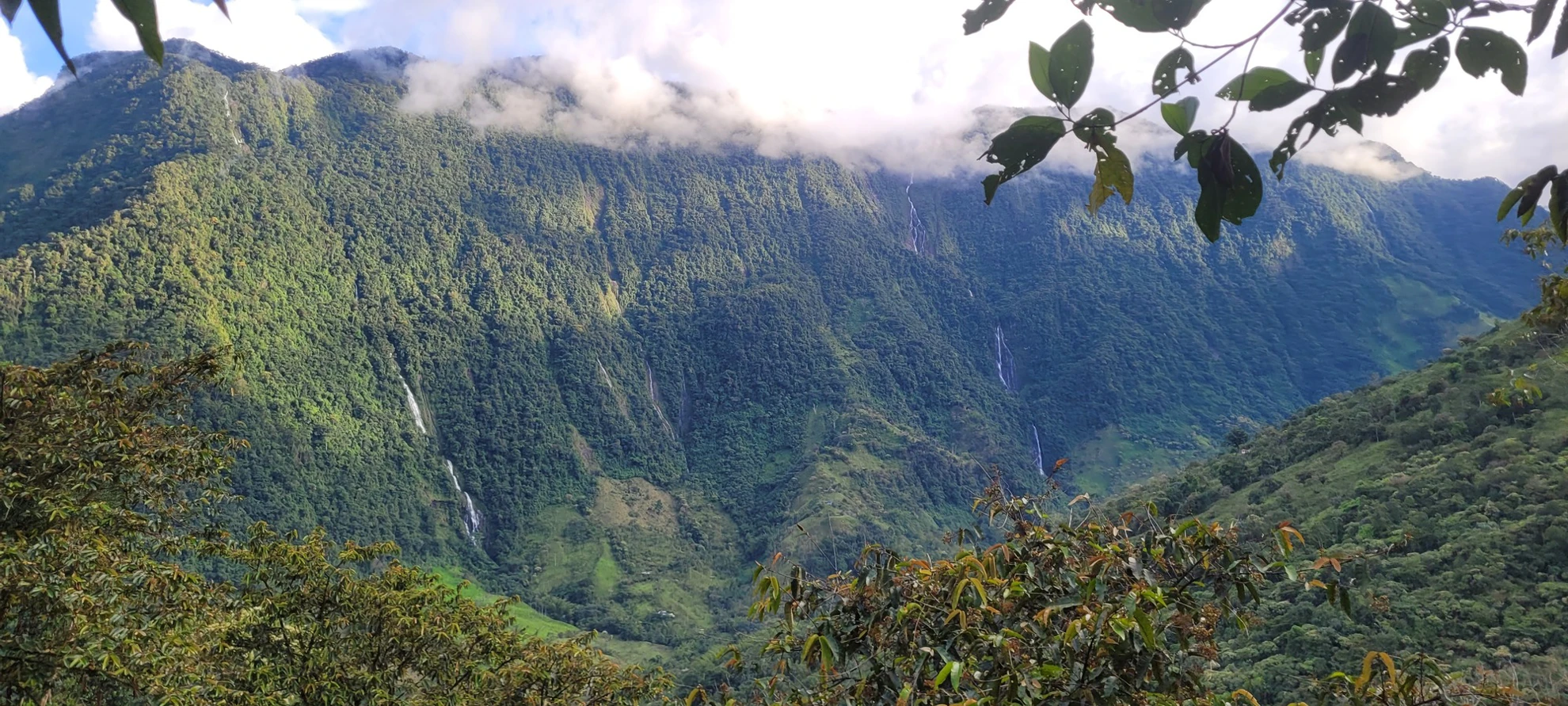 Valle de las Cascadas 2 días